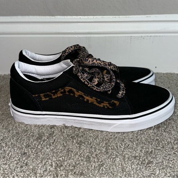 Vans Other - NWOB Vans Kids Old Skool Leopard Black Sneakers Shoes